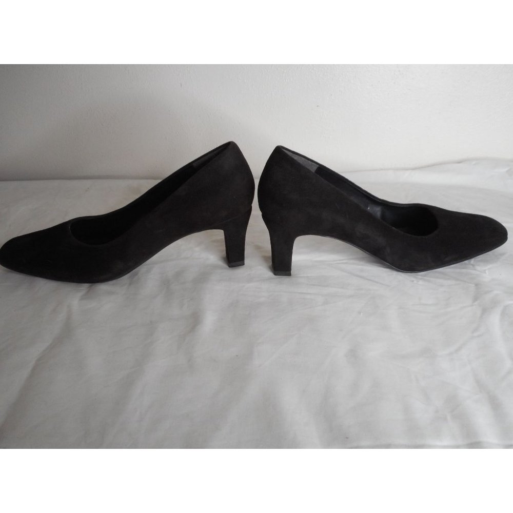 NWOB Naturalizer Black Suede Pumps Womens Sz 9M 2.5" heel - Picture 5 of 8
